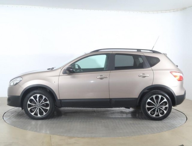 Nissan Qashqai  1.6 