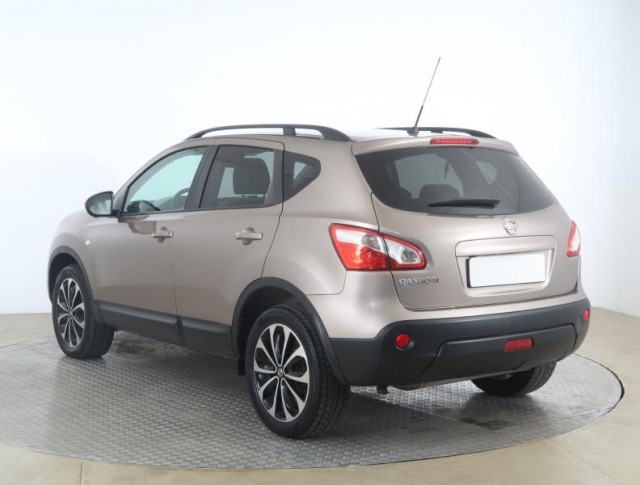 Nissan Qashqai  1.6 