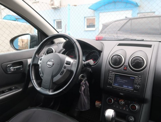 Nissan Qashqai  1.6 