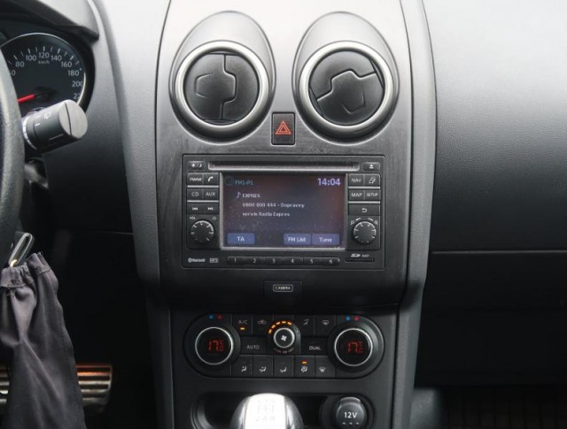 Nissan Qashqai  1.6 