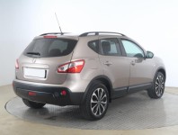 Nissan Qashqai  1.6 