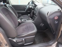 Nissan Qashqai  1.6 