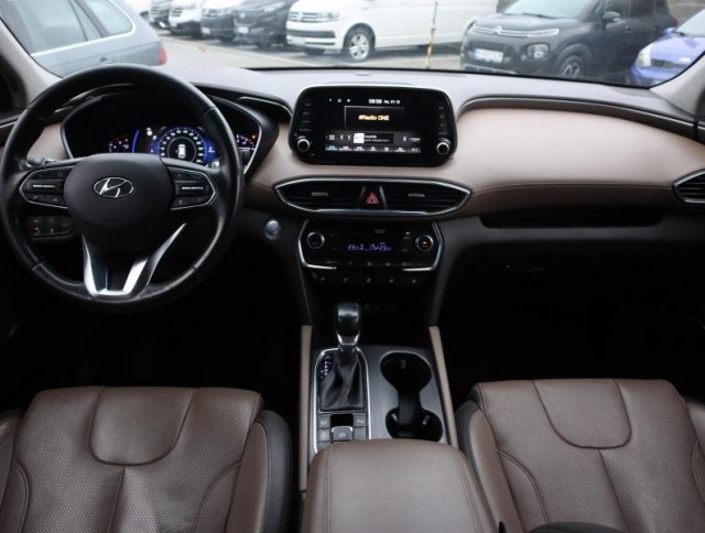 Hyundai Santa Fe  2.2 CRDi 