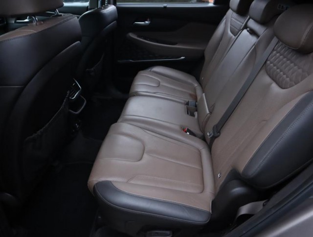 Hyundai Santa Fe  2.2 CRDi 