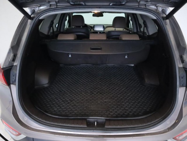 Hyundai Santa Fe  2.2 CRDi 