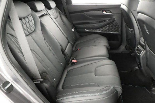 Hyundai Santa Fe  Hybrid Executive