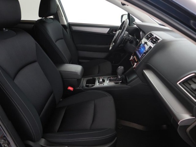 Subaru Outback  2.5 i 