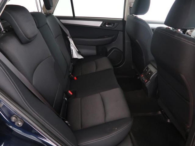 Subaru Outback  2.5 i 