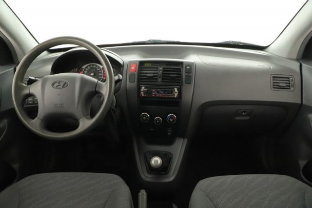 Hyundai Tucson  2.0 i 