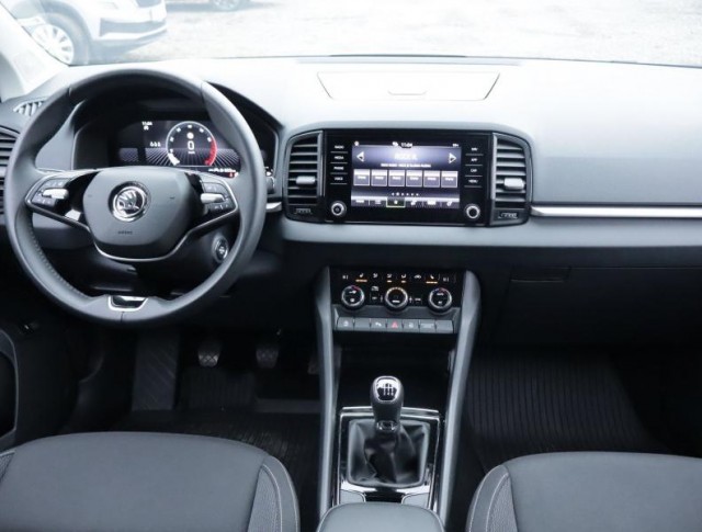 Škoda Karoq  1.5 TSI Fresh