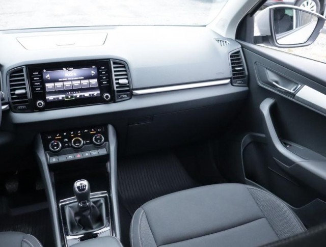 Škoda Karoq  1.5 TSI Fresh