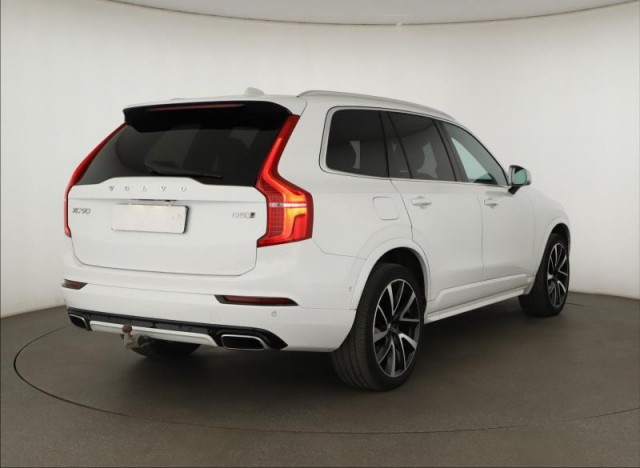 Volvo XC90  D5 AWD R-Design