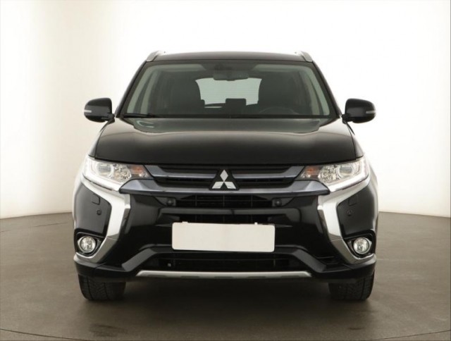 Mitsubishi Outlander  2.0 PHEV 