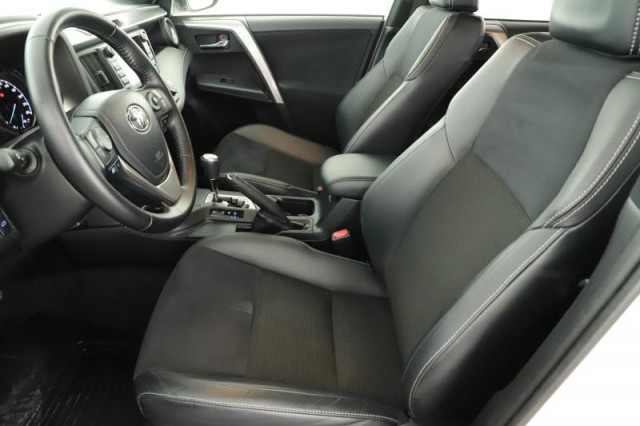 Toyota RAV 4  2.5 Hybrid 