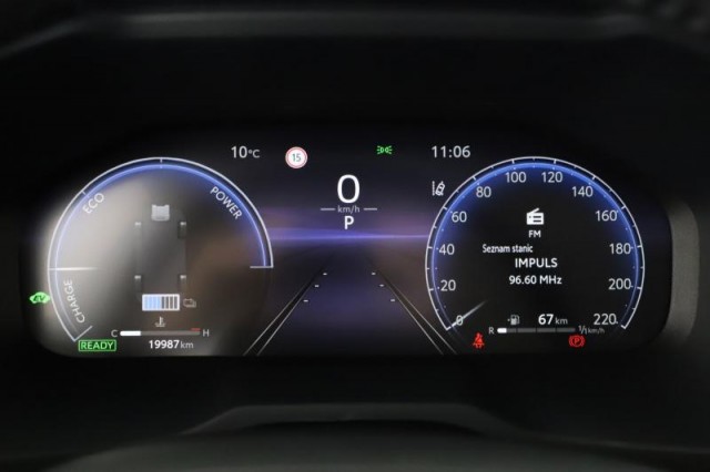 Toyota RAV 4  2.5 Hybrid Adventure