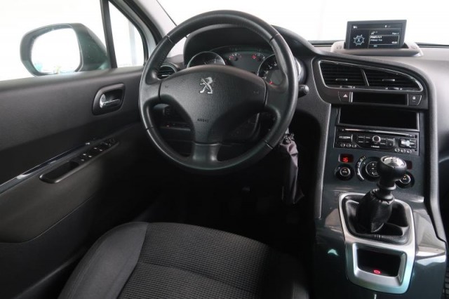 Peugeot 5008  1.6 BlueHDi 