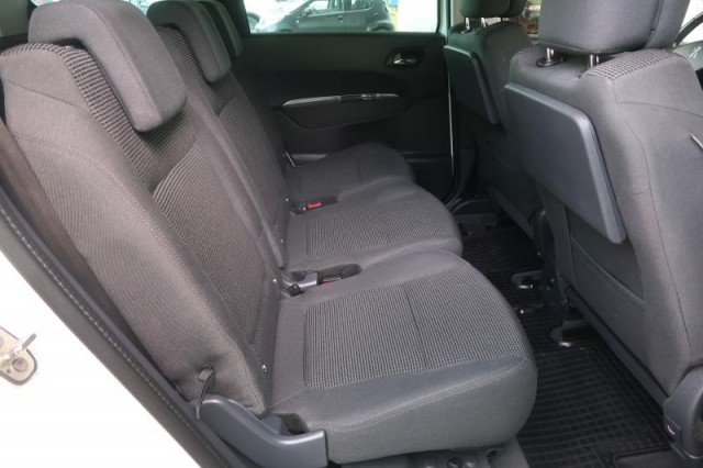 Peugeot 5008  1.6 BlueHDi 