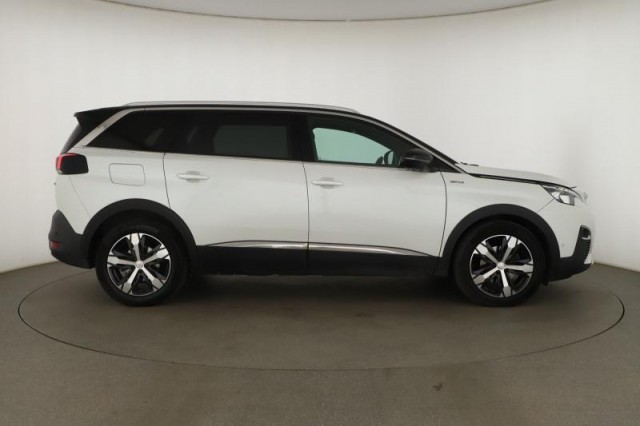 Peugeot 5008  PureTech 180 