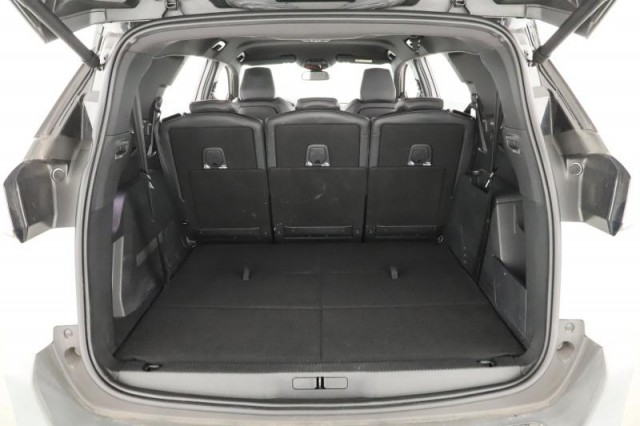 Peugeot 5008  PureTech 180 