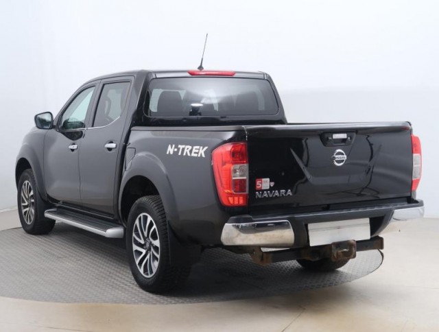 Nissan Navara  2.3 dCi Trek -1°