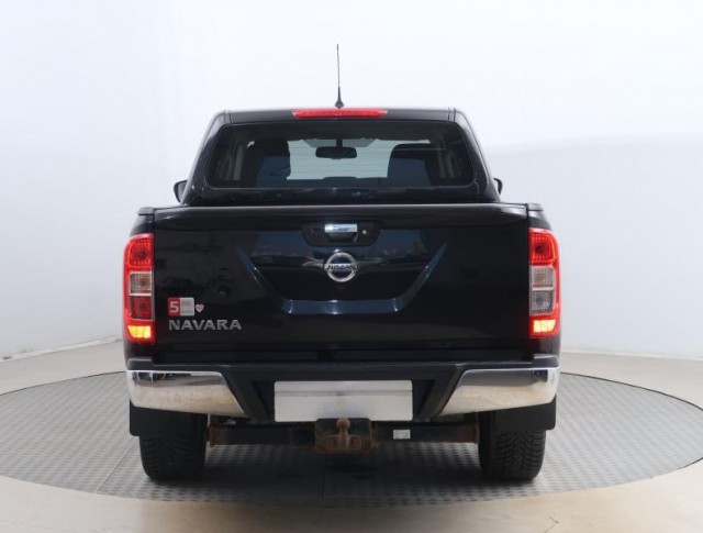 Nissan Navara  2.3 dCi Trek -1°