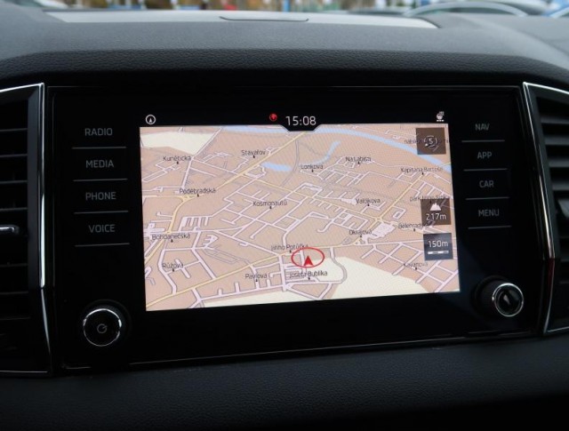 Škoda Karoq  1.5 TSI 