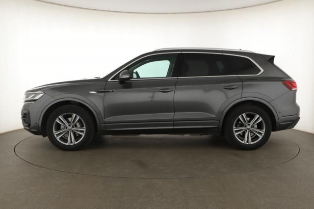 Volkswagen Touareg  3.0 TDI R-Line