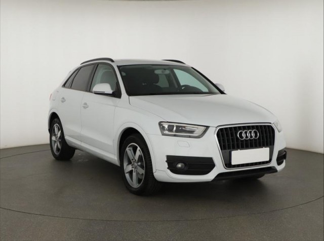 Audi Q3  2.0 TDI basis