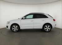 Audi Q3  2.0 TDI basis