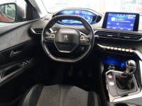 Peugeot 3008  1.2 PureTech 