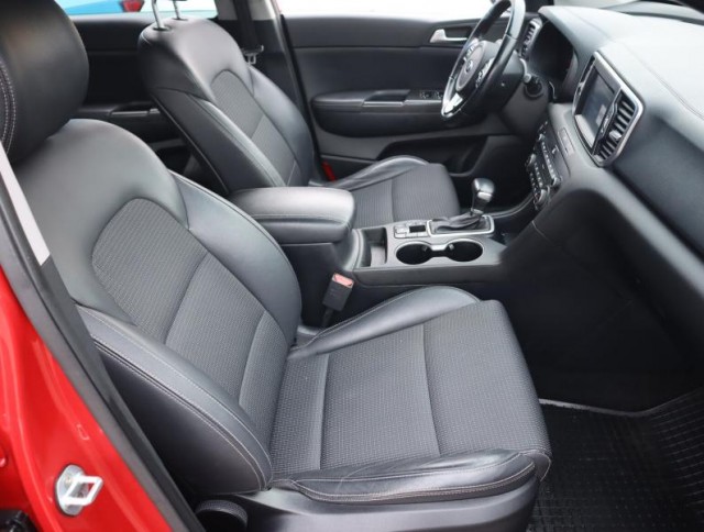 Kia Sportage  1.7 CRDi 