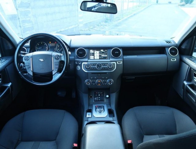 Land Rover Discovery  3.0 TDV6 SE