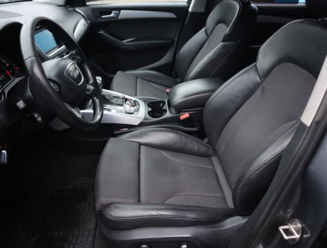 Audi Q5  2.0 TDI 