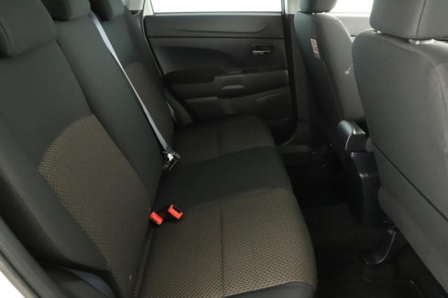 Mitsubishi ASX  1.6 MIVEC 