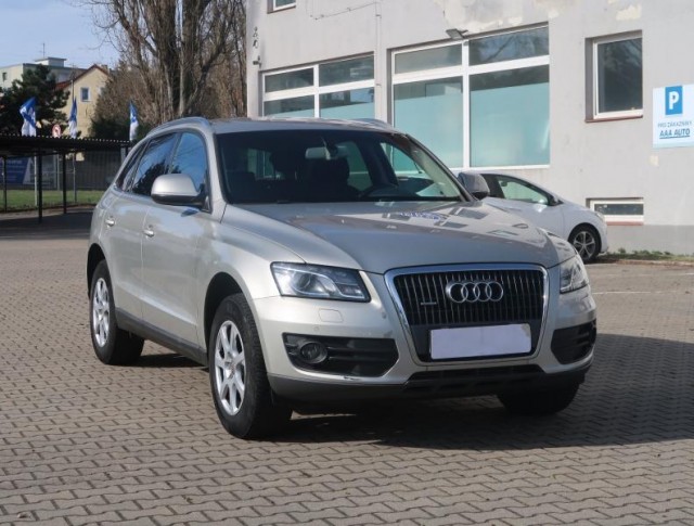 Audi Q5  2.0 TDI 