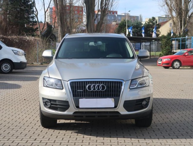 Audi Q5  2.0 TDI 