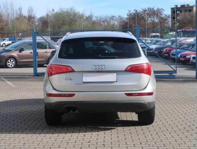 Audi Q5  2.0 TDI 