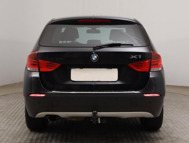 BMW X1  sDrive18i 