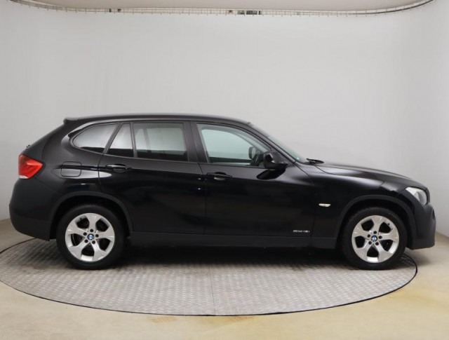 BMW X1  sDrive18i 