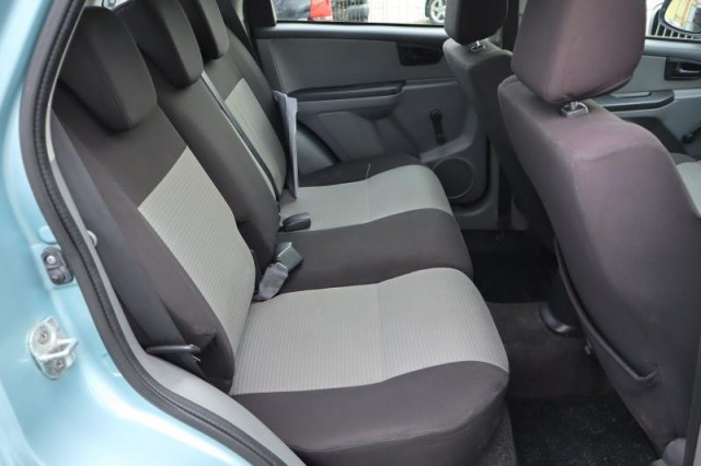 Suzuki SX4  1.5 i GL