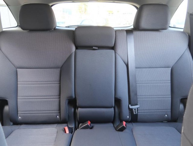 Kia Sorento  2.2 CRDi 