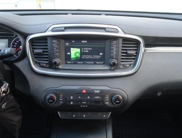 Kia Sorento  2.2 CRDi 