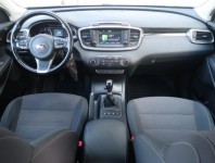 Kia Sorento  2.2 CRDi 