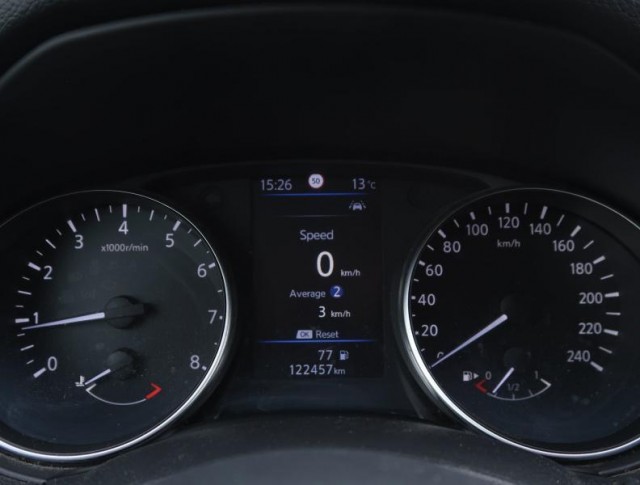 Nissan Qashqai  1.3 DIG-T 