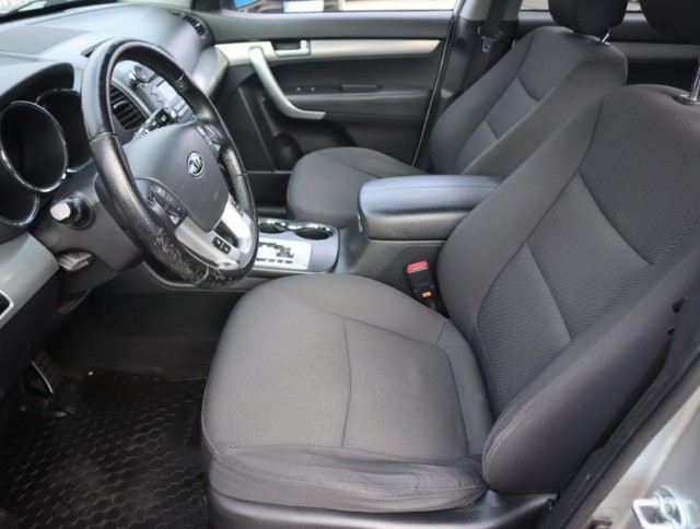 Kia Sorento  2.2 CRDi 