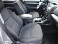 Kia Sorento  2.2 CRDi 
