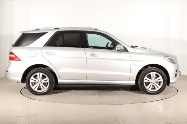 Mercedes-Benz ML  ML 350 BlueTEC Sport