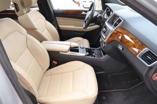 Mercedes-Benz ML  ML 350 BlueTEC Sport