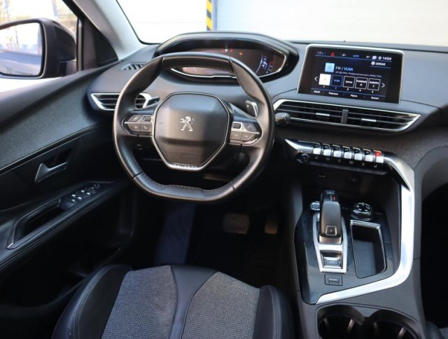 Peugeot 5008  1.5 BlueHDi Allure