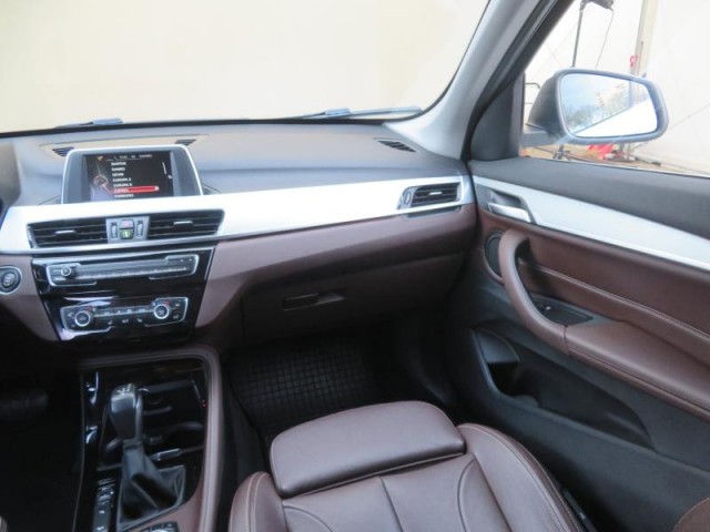 BMW X1  xDrive20d 